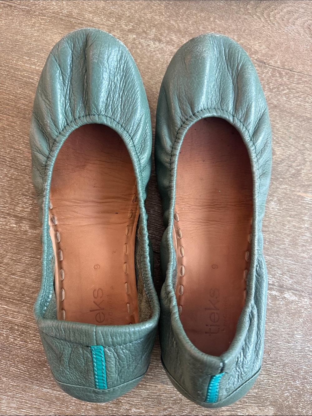 Tieks Leather Ballet Flats in Green
